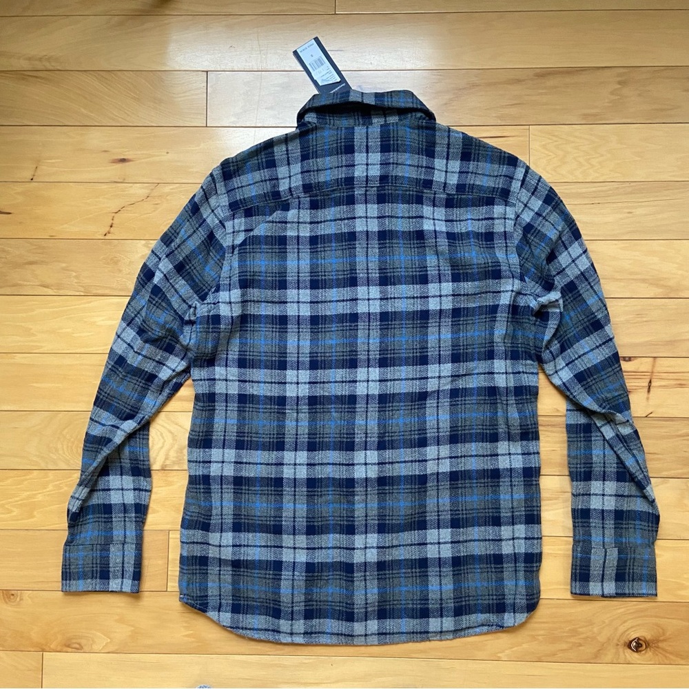 Vineyard Vines Flannel Tartan Plaid Shirt Mens Sz S Gray Long Sleeve‎ Button Up - Picture 8 of 9